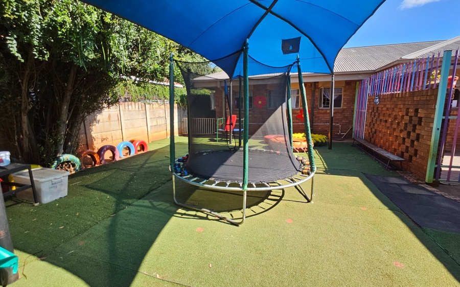 To Let 6 Bedroom Property for Rent in Potchefstroom North North West